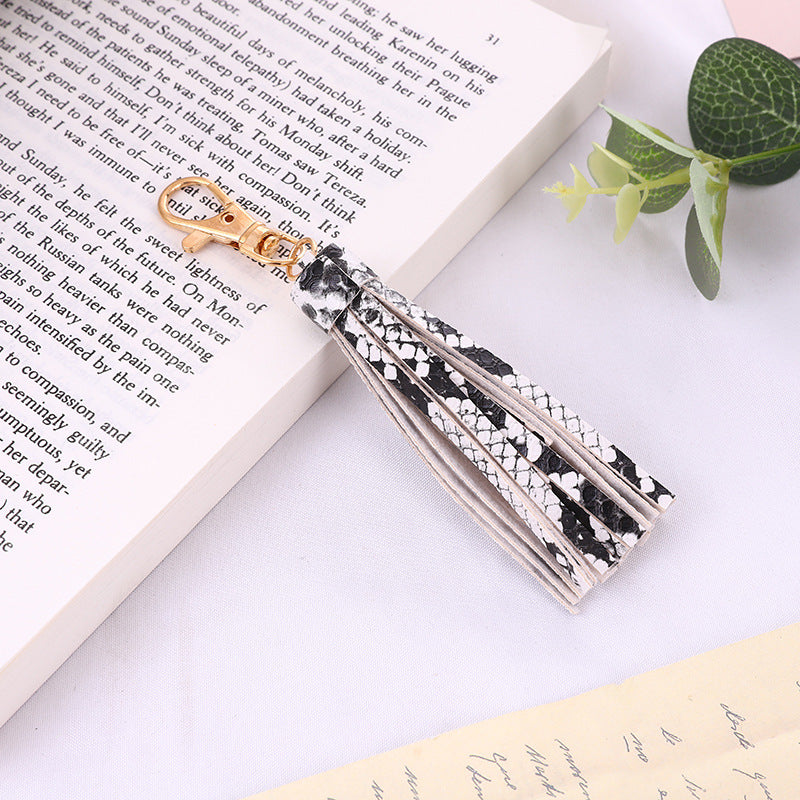 Wholesale Tassel pendant leopard print snake print fashion trend key accessories